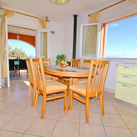 Sea Line Apartment *