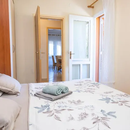 Sea Line 公寓 普利格拉迪卡