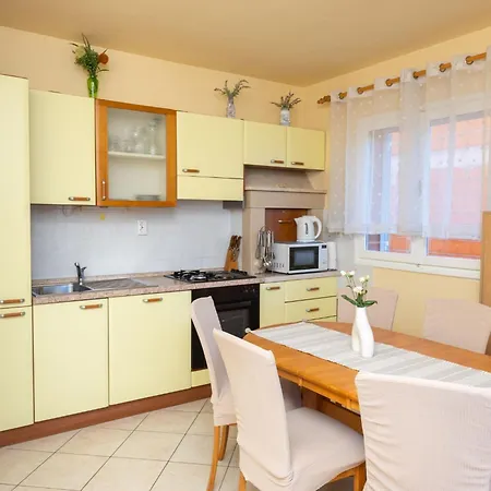 公寓 Sea Line 普利格拉迪卡